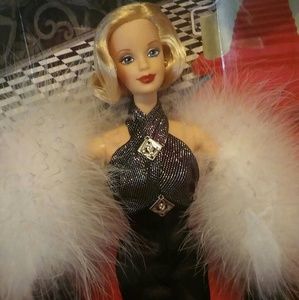 NWT Steppin' Out Barbie